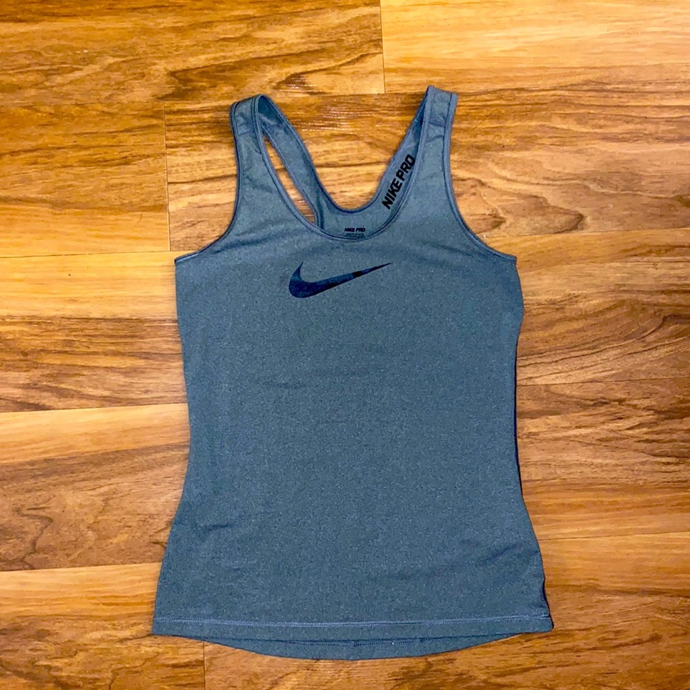 Nike Pro Racerback Tank, Size M (Dri-fit)